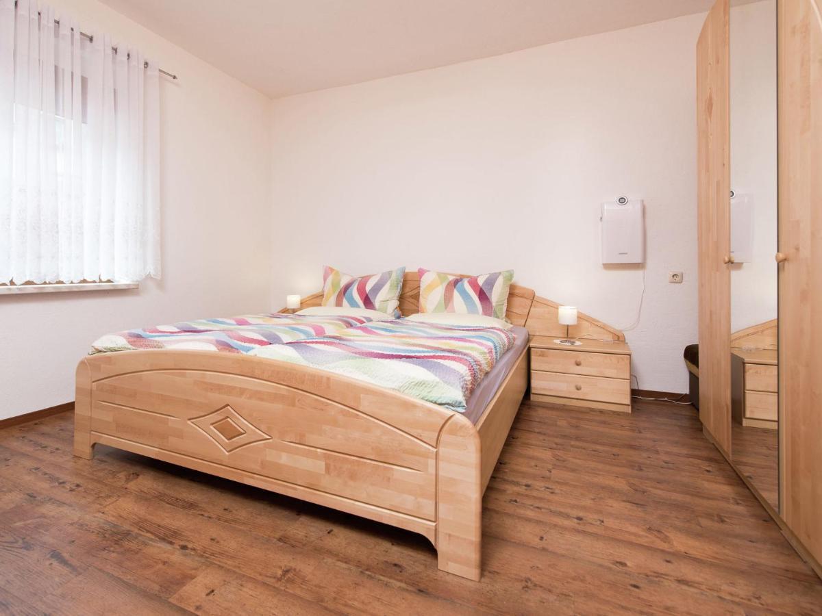 Cozy Apartment In Ore Mountains With Balcony Breitenbrunn  Eksteriør billede